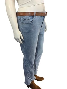 Charlie B Embroidered Bootcut Jeans 18 Tulip Hem Boho Coastal